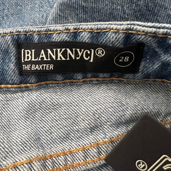 BlankNYC women’s The Baxter ribcage straight leg size 28 distressed jeans NWT - Picture 7 of 11